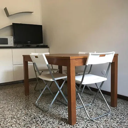 - Piazza Mazzini * לידו די ג'סולו